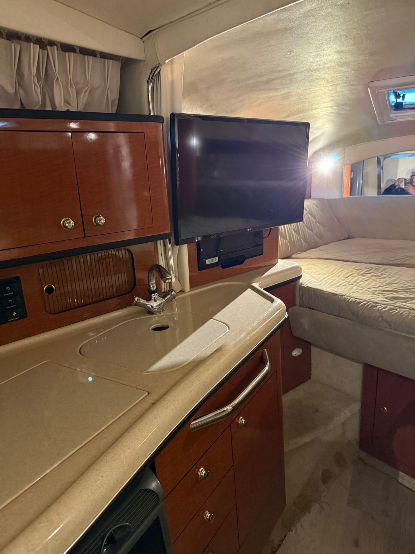 Searay sundancer 34FT