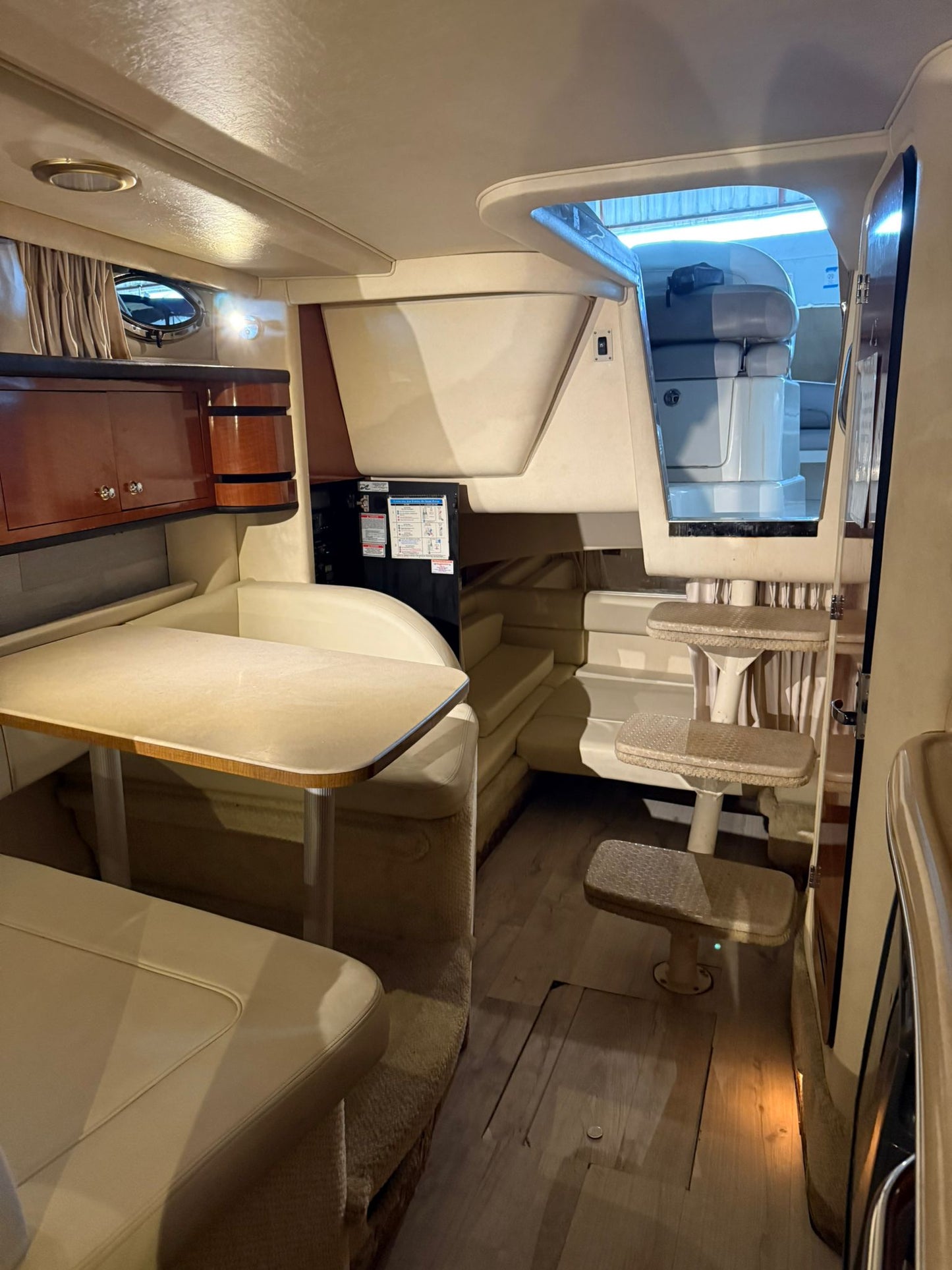 Searay sundancer 34FT