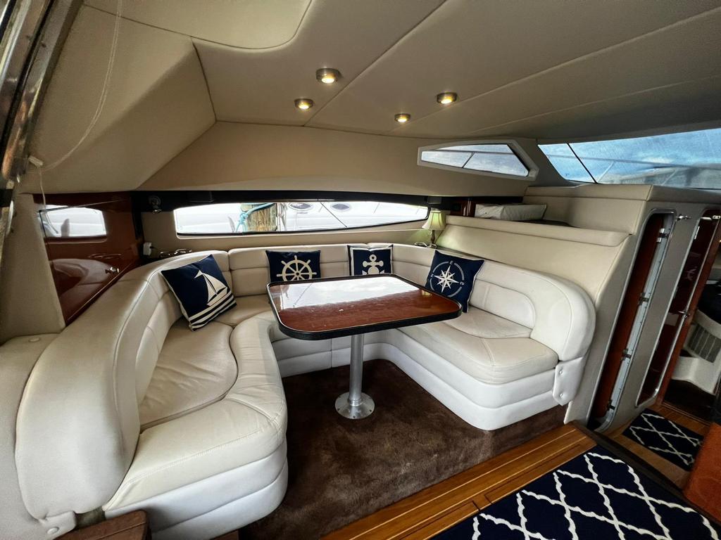 44Ft luxury boat