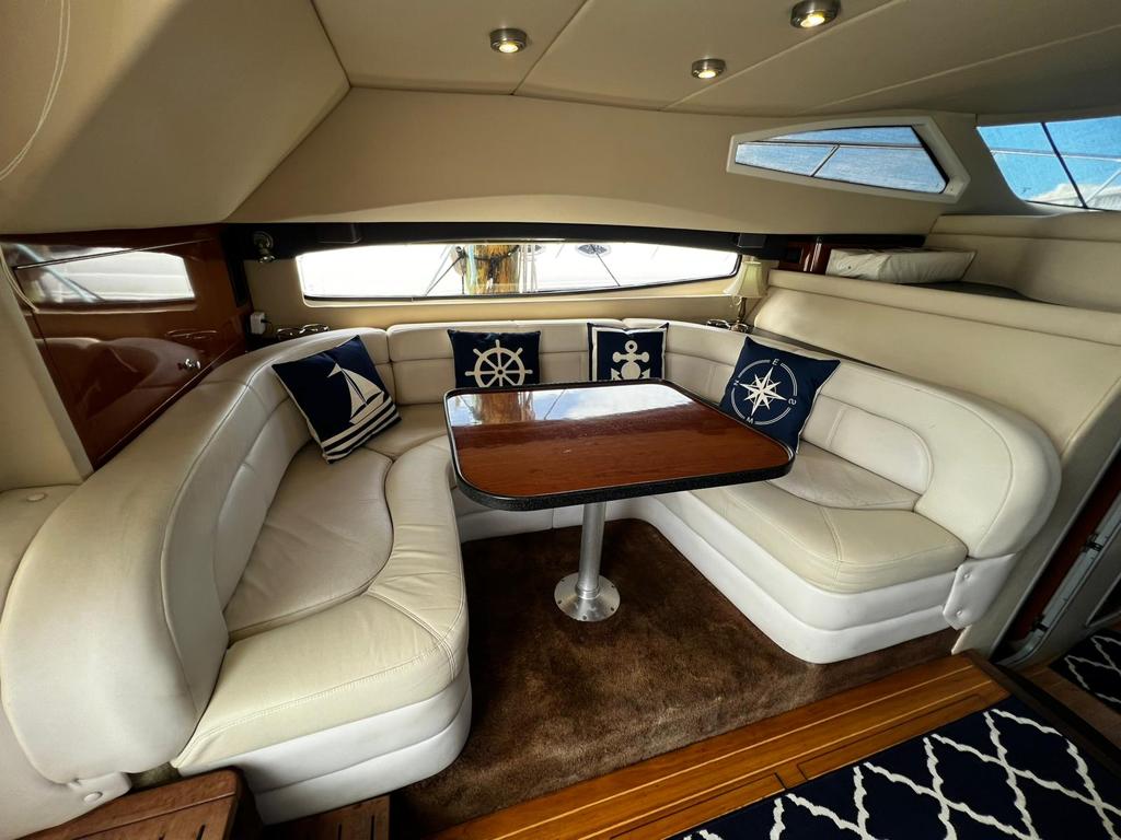 44Ft luxury boat