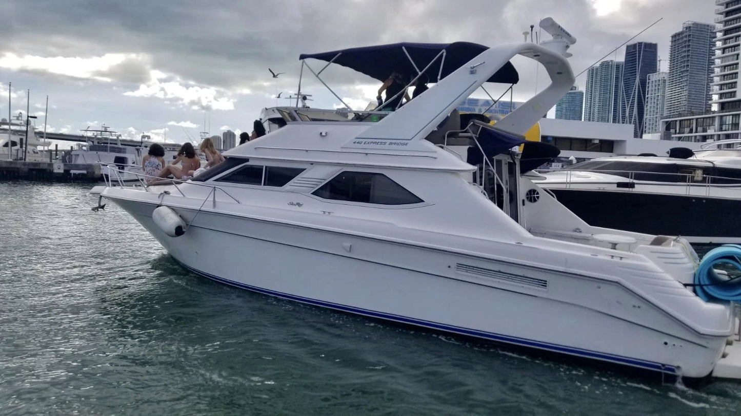 44FT FLYBRIDGE